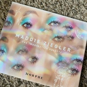 Maddie Ziegler morphe palette